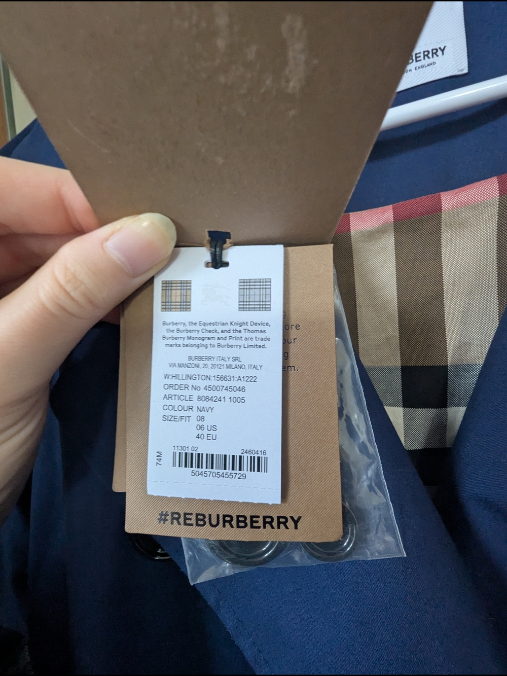 Burberry Hillington Navy Double-Breasted Belted Trench Coat, Sz US 6 - Picture 7 of 11